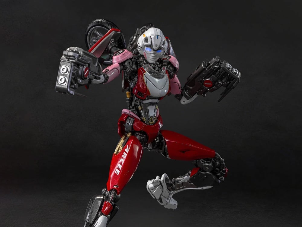 Transformers: Rise of the Beasts AMK Pro Arcee Model Kit Gallery Image 1