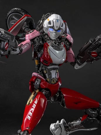 Transformers: Rise of the Beasts AMK Pro Arcee Model Kit Gallery Image 2