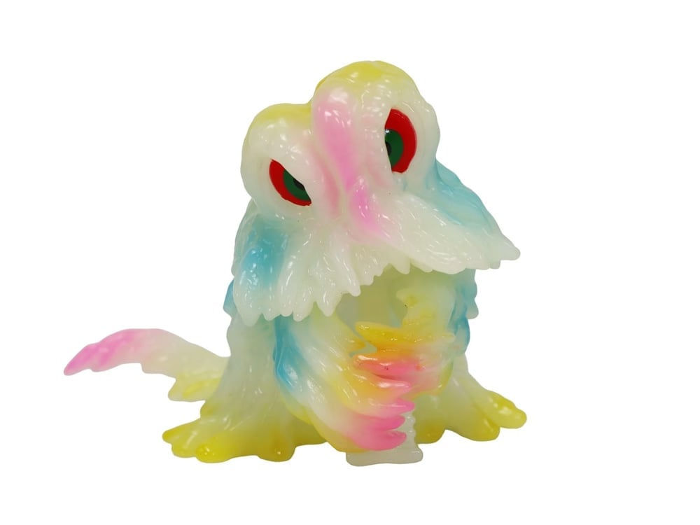 Godzilla vs. Hedorah (1971) Middle Size Series Chimney Hedorah (Luminous Multi Color Ver.) Gallery Image 1