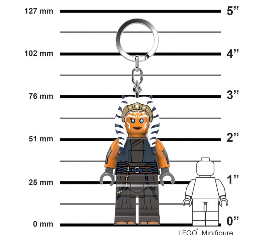 Star Wars: The Mandalorian LEGO Ahsoka Tano Light-Up Keychain Gallery Image 7