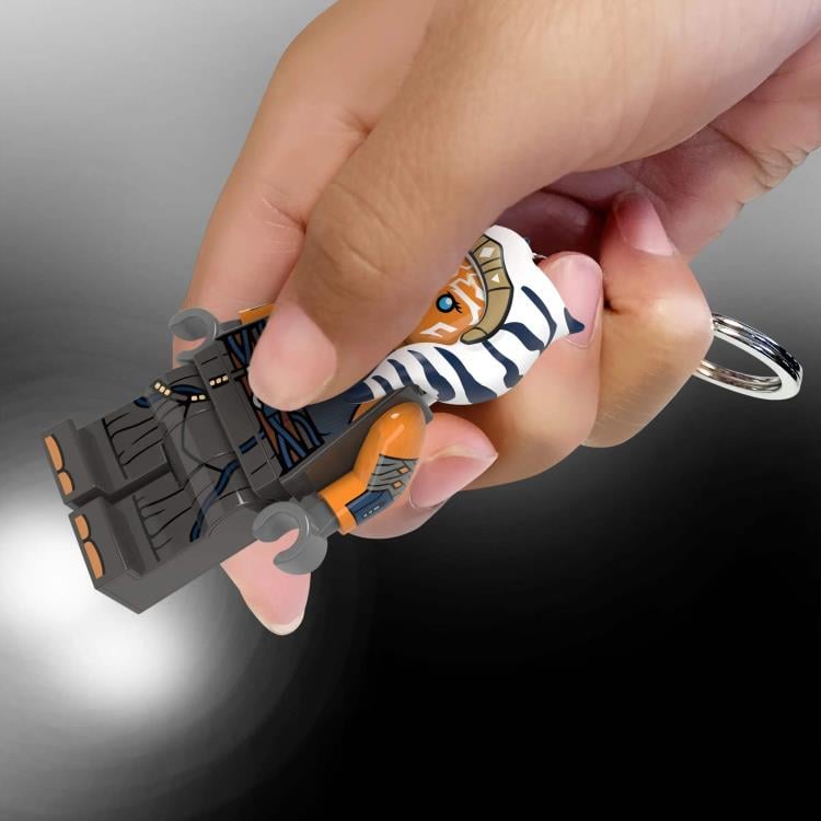 Star Wars: The Mandalorian LEGO Ahsoka Tano Light-Up Keychain Gallery Image 8