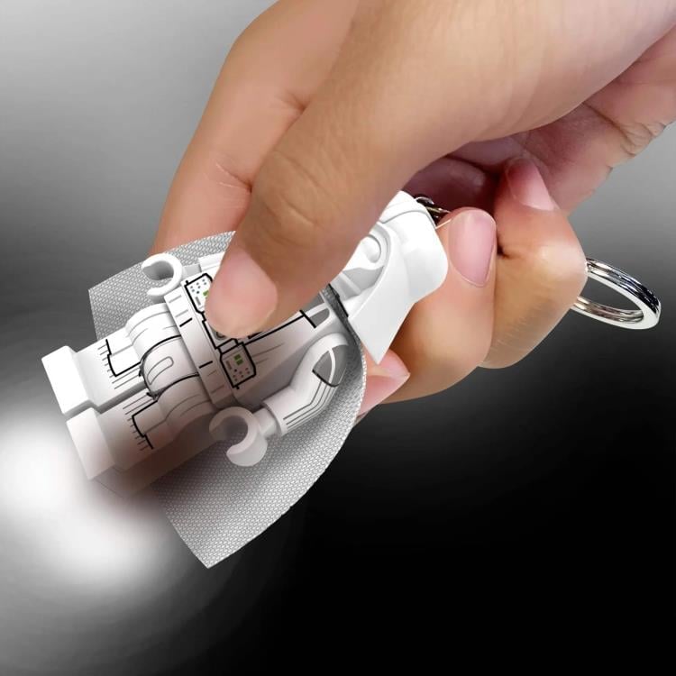 Star Wars LEGO Jedi Vader Light-Up Keychain Gallery Image 6