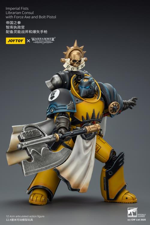 Warhammer: The Horus Heresy Imperial Fists Librarian Consul with Force Axe and Bolt Pistol 1/18 Scale Action Figure Gallery Image 11