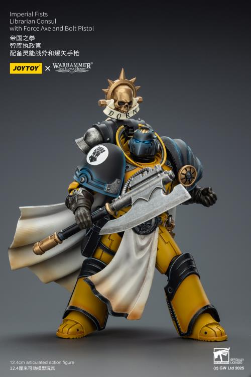 Warhammer: The Horus Heresy Imperial Fists Librarian Consul with Force Axe and Bolt Pistol 1/18 Scale Action Figure Gallery Image 8
