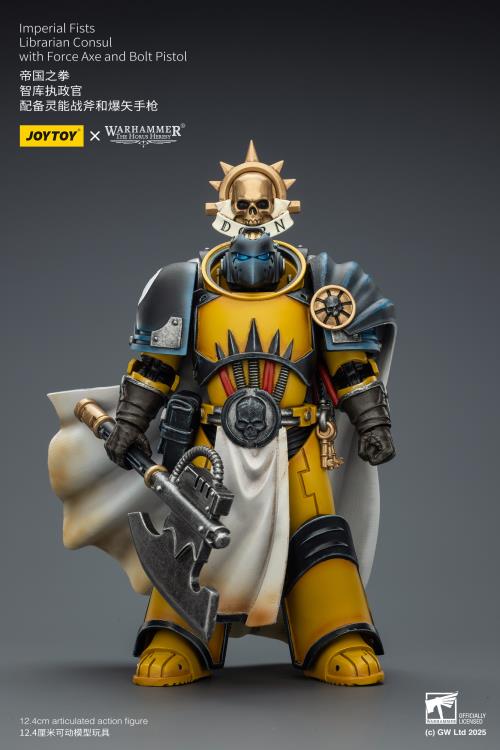 Warhammer: The Horus Heresy Imperial Fists Librarian Consul with Force Axe and Bolt Pistol 1/18 Scale Action Figure Gallery Image 5