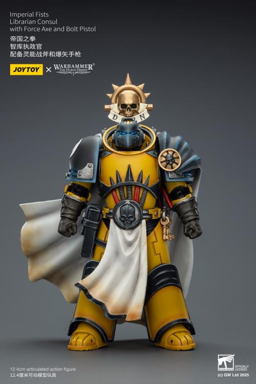 Warhammer: The Horus Heresy Imperial Fists Librarian Consul with Force Axe and Bolt Pistol 1/18 Scale Action Figure Gallery Image 4