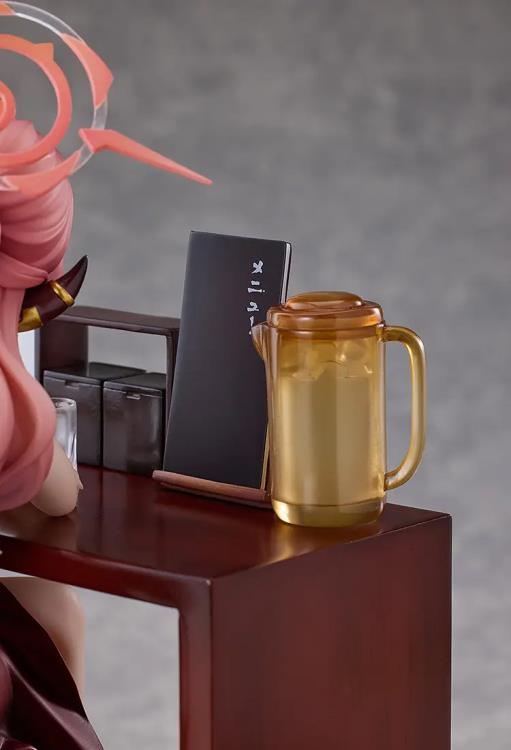 Blue Archive Aru (Dress Memorial Lobby Ver.) 1/7 Scale Figure Gallery Image 10