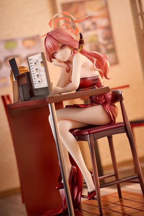 Blue Archive Aru (Dress Memorial Lobby Ver.) 1/7 Scale Figure Gallery Image 11