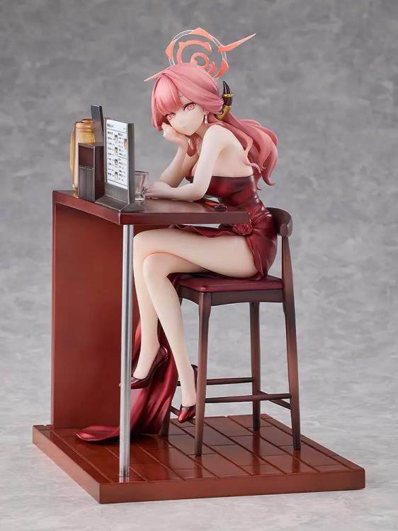 Blue Archive Aru (Dress Memorial Lobby Ver.) 1/7 Scale Figure Gallery Image 3