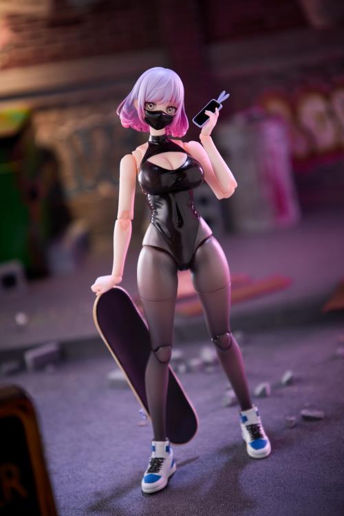 Luna 1/12 Scale Action Figure Gallery Image 6