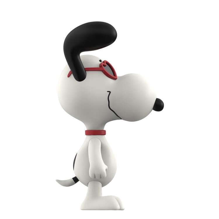 Peanuts ReAction Snoopy (Heart Eyes) Figure Gallery Image 3
