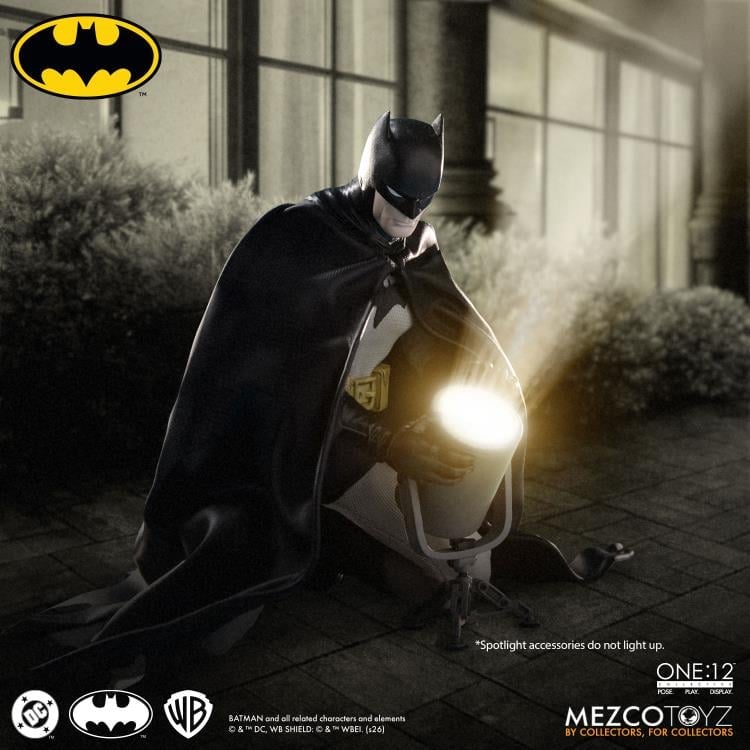 Batman: Year One One:12 Collective Batman Action Figure Gallery Image 6