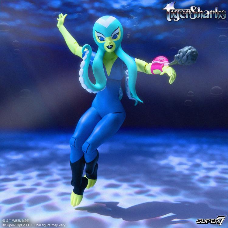 TigerSharks ULTIMATES! Octavia (Hybrid) Action Figure Gallery Image 3