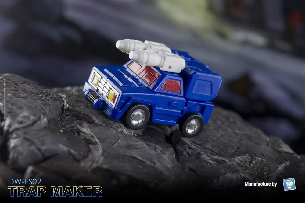 DW-ES02 Trap Maker Figure Gallery Image 9