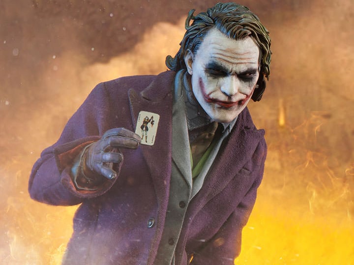 Batman: The Dark Knight Premium Format Joker Gallery Image 1