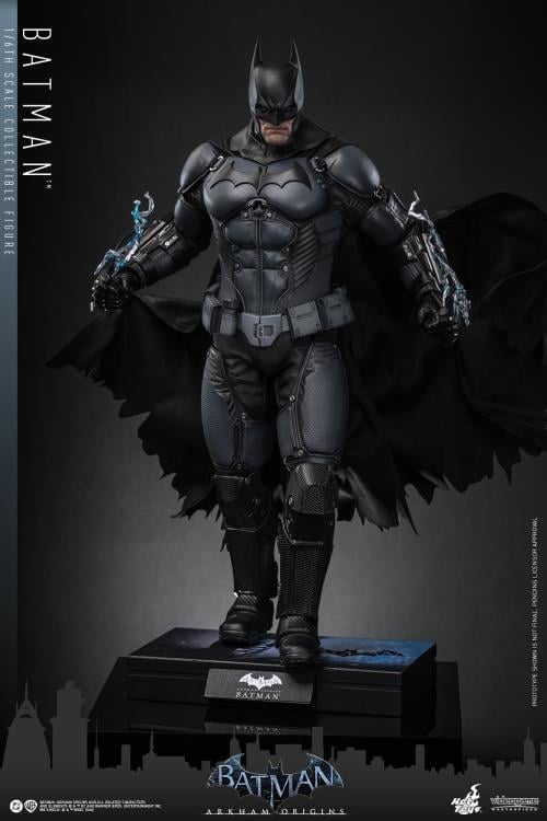 Batman: Arkham Origins VGM83 Batman 1/6th Scale Collectible Figure Gallery Image 4