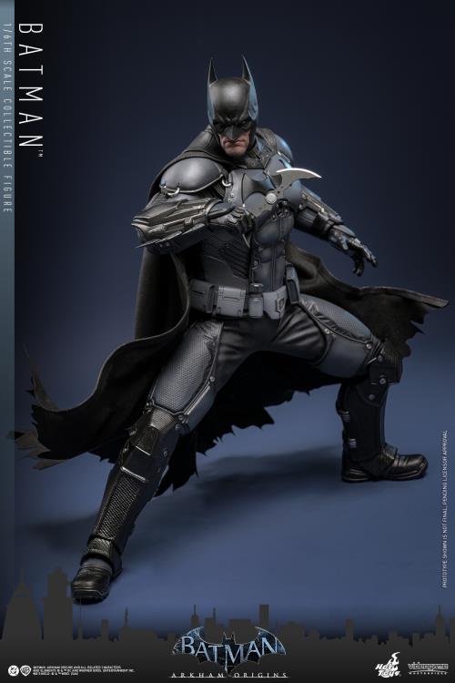 Batman: Arkham Origins VGM83 Batman 1/6th Scale Collectible Figure Gallery Image 6