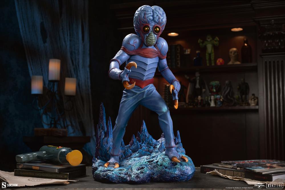 Universal Monsters Premium Format Metaluna Mutant Statue Gallery Image 3