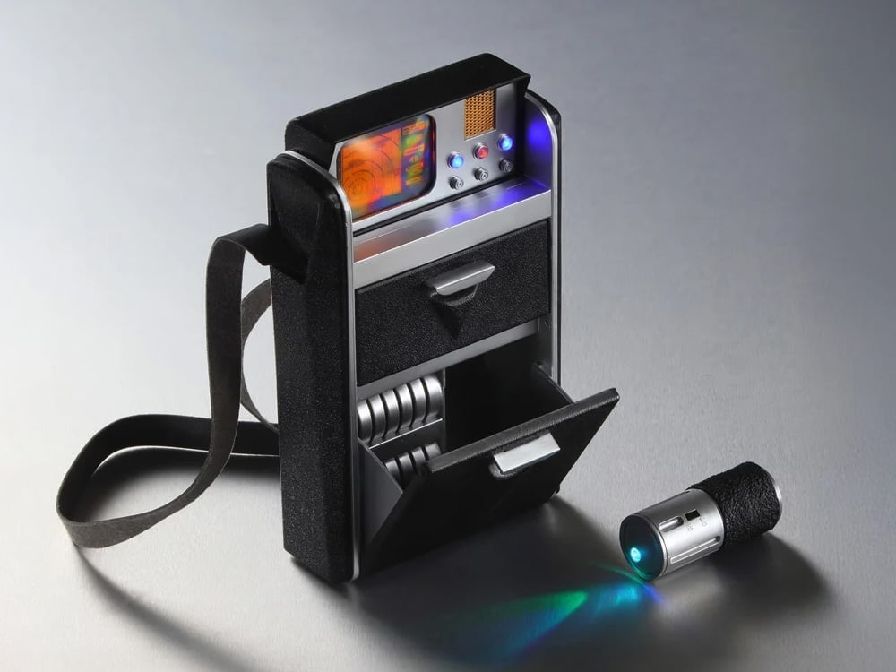 Star Trek: The Original Series Tricorder Replica Gallery Image 1