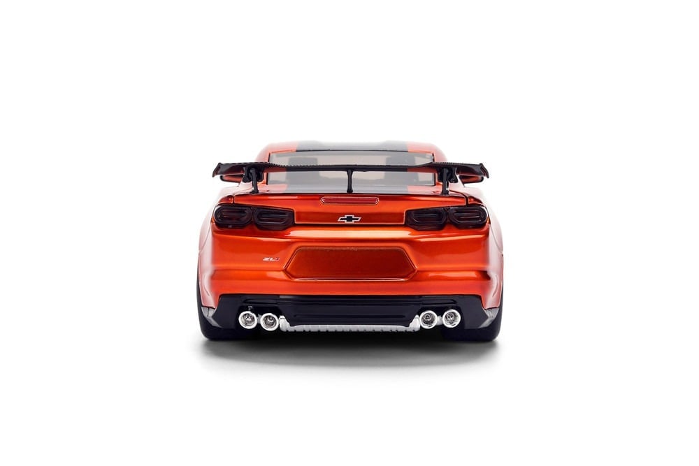 Bigtime Muscle 2024 Chevy Camaro ZL1 1LE 1/24 Scale Die-Cast Model