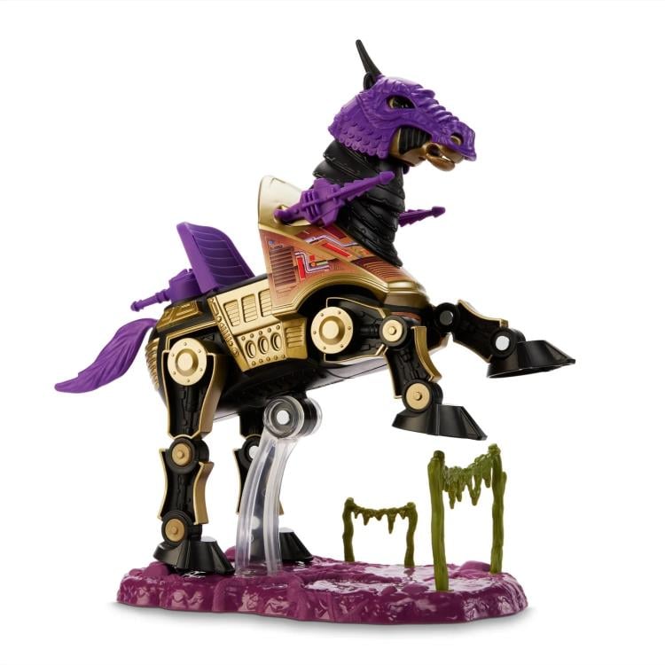 Masters of the Universe: Origins Night Stalker Exclusive Action Figure Gallery Image 10