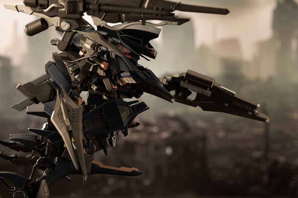 Armored Core 4 Variable Infinity Rayleonard 03-AALIYAH Orlea 1/72 Scale Model Kit Gallery Image 15
