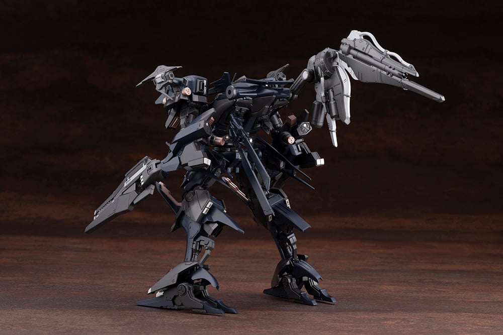 Armored Core 4 Variable Infinity Rayleonard 03-AALIYAH Orlea 1/72 Scale Model Kit Gallery Image 3