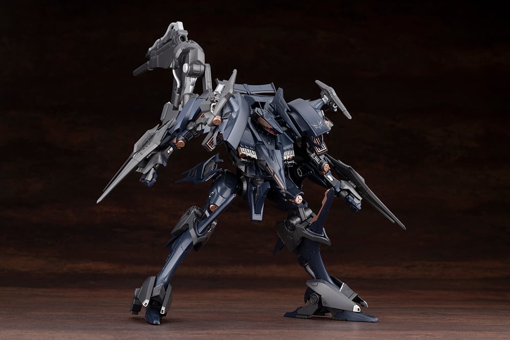 Armored Core 4 Variable Infinity Rayleonard 03-AALIYAH Orlea 1/72 Scale Model Kit Gallery Image 5