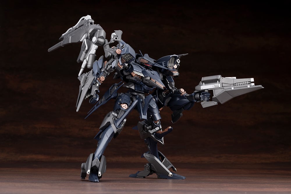 Armored Core 4 Variable Infinity Rayleonard 03-AALIYAH Orlea 1/72 Scale Model Kit Gallery Image 8