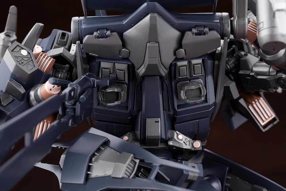 Armored Core 4 Variable Infinity Rayleonard 03-AALIYAH Orlea 1/72 Scale Model Kit Gallery Image 12
