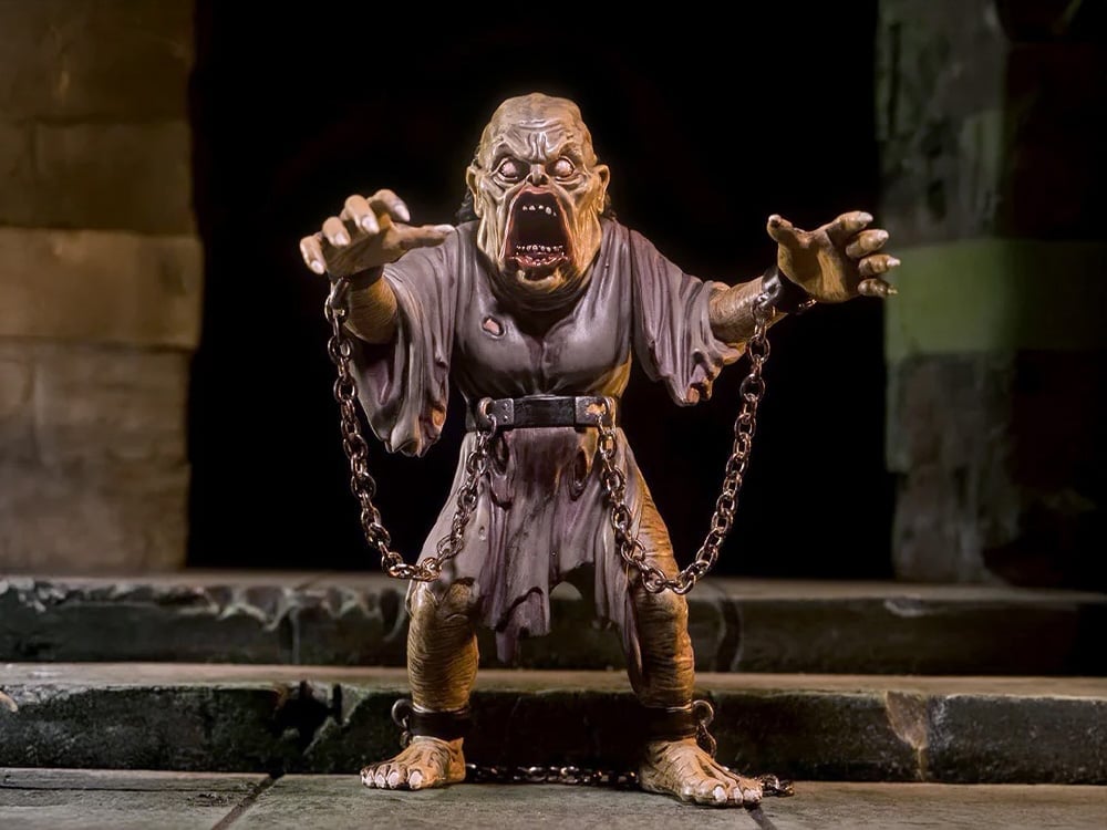 Army of Darkness Pit Witch Action Figure Army of Darkness Pit Witch Action Figure