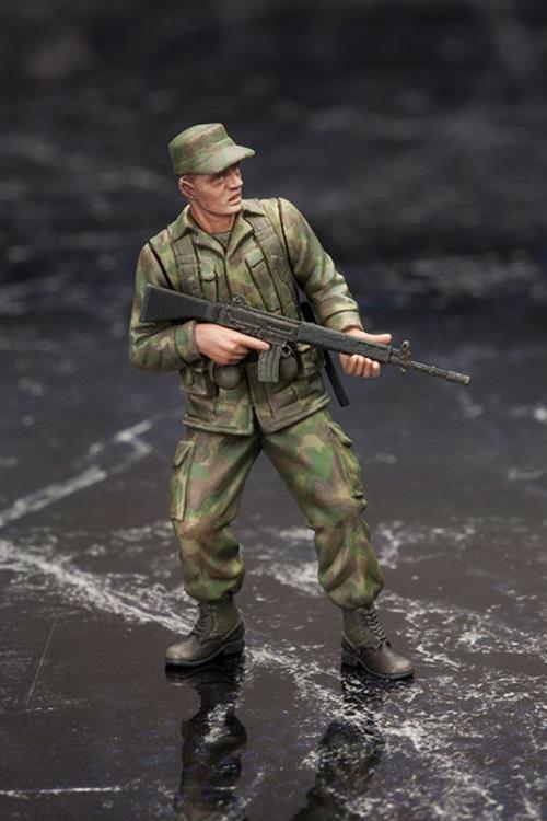 Metal Gear Solid V: Ground Zeroes 1/35 Scale Model Kit (Reissue) Gallery Image 16