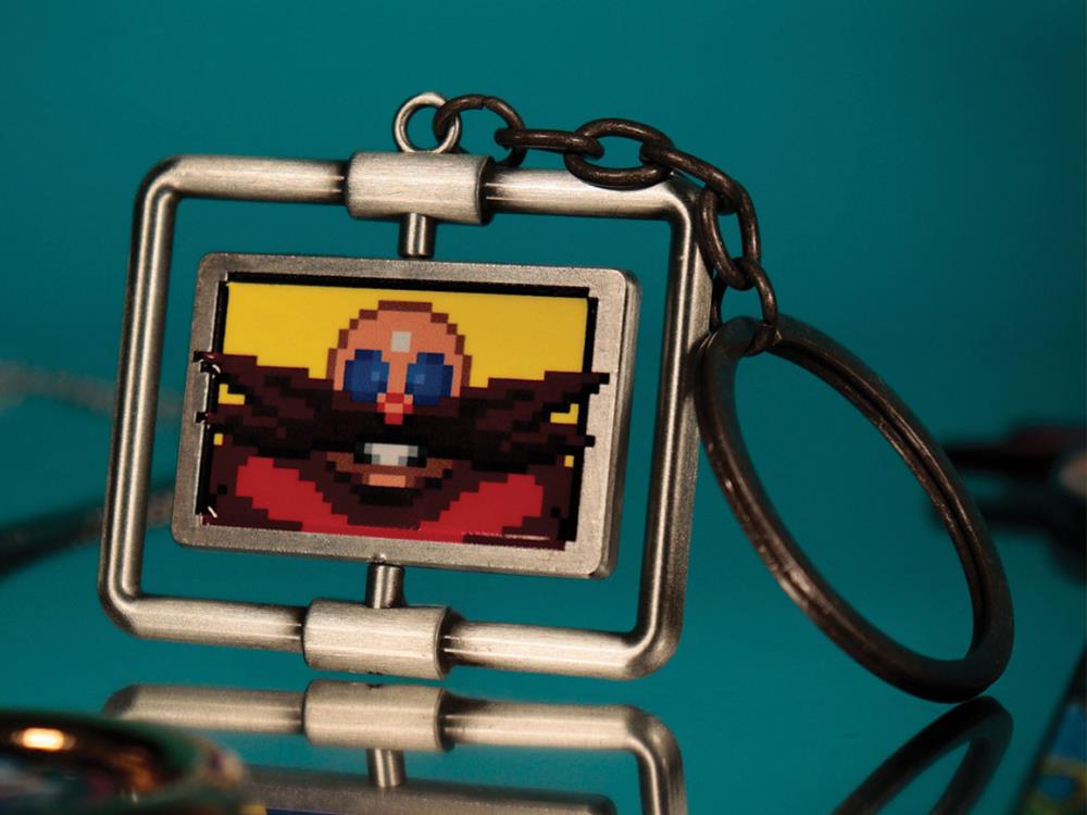 Sonic the Hedgehog Sonic and Dr. Eggman Limited Edition Spinning Keyring Gallery Image 4