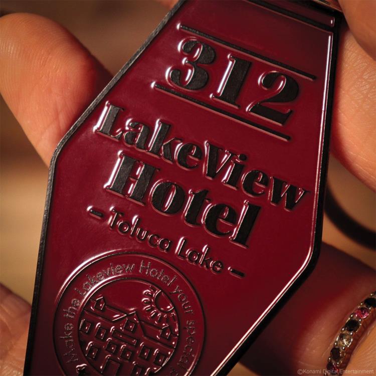 Silent Hill 2 Lakeview Hotel Limited Edition Keychain (Red Edition) Gallery Image 3