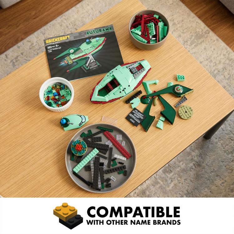 Futurama Planet Express Ship Building Set Gallery Image 15