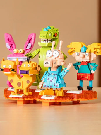 Nickelodeon 90s Icons Brick Building Set Gallery Image 2