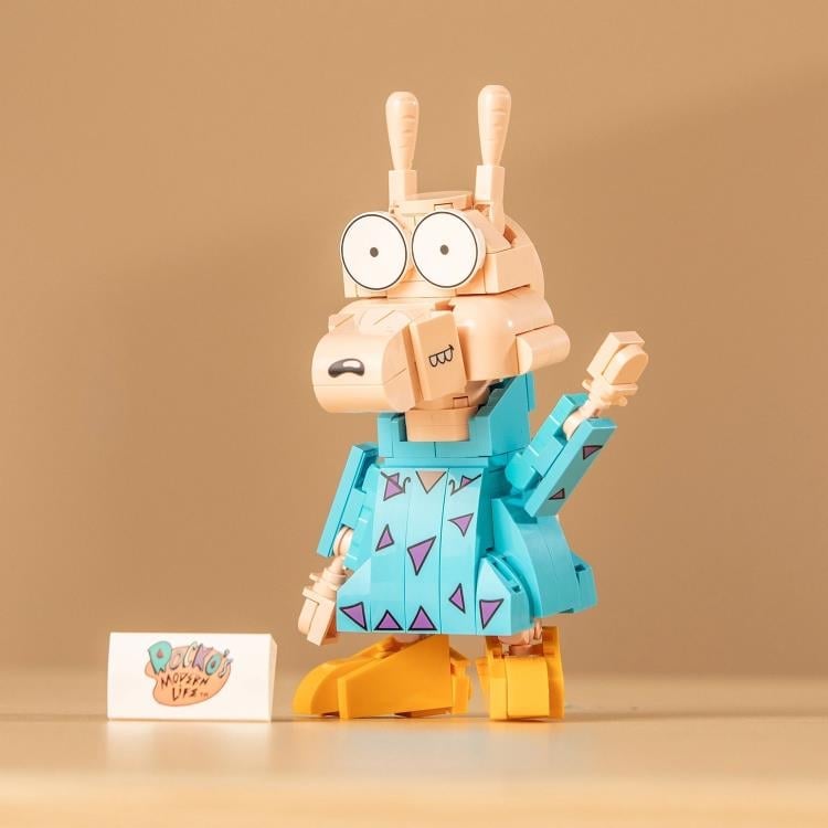 Nickelodeon 90s Icons Brick Building Set Gallery Image 10