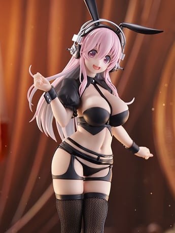 Nitroplus BiCute Bunnies Super Sonico (Reverse Bunny Ver.) Figure