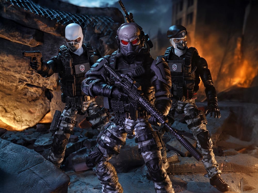 Gridiron Warfare Skull Crushers 1/12 Scale BBTS Exclusive Action Figure Gallery Image 1
