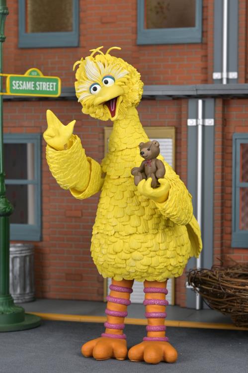 Sesame Street Ultimate Big Bird Action Figure Gallery Image 8