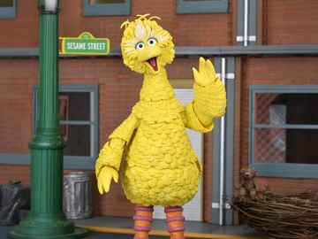 Sesame Street Ultimate Big Bird Action Figure