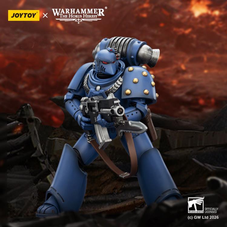 Warhammer: The Horus Heresy Ultramarines MKVI Tactical Legionary 1/18 Scale Action Figure Gallery Image 3