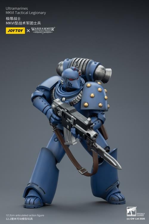 Warhammer: The Horus Heresy Ultramarines MKVI Tactical Legionary 1/18 Scale Action Figure Gallery Image 8