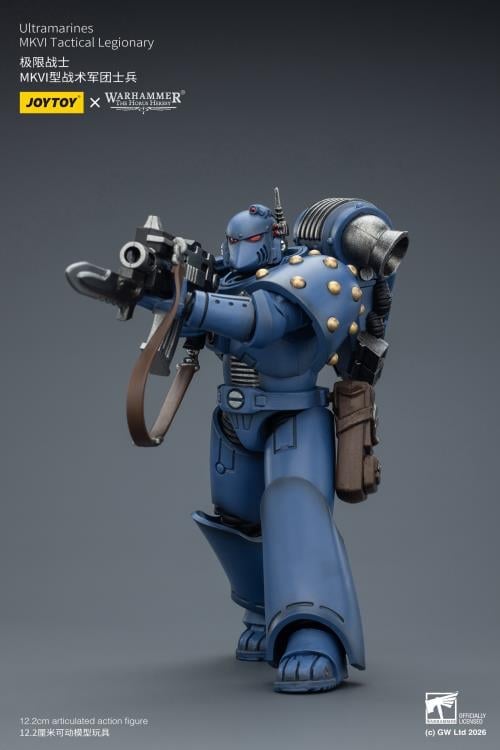 Warhammer: The Horus Heresy Ultramarines MKVI Tactical Legionary 1/18 Scale Action Figure Gallery Image 10