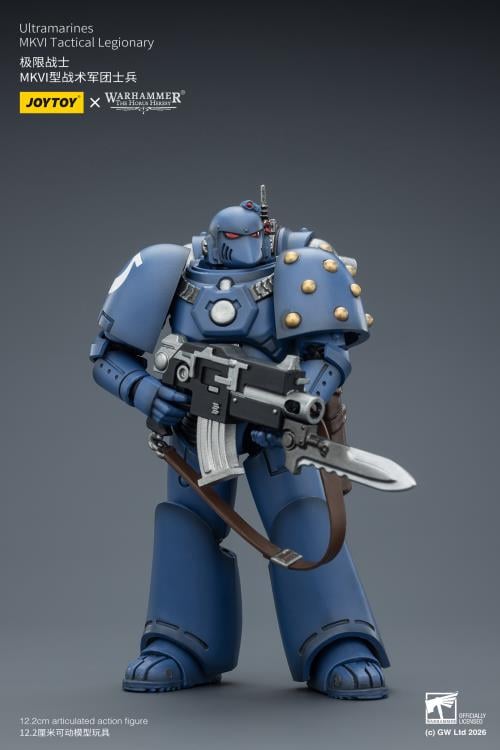 Warhammer: The Horus Heresy Ultramarines MKVI Tactical Legionary 1/18 Scale Action Figure Gallery Image 6