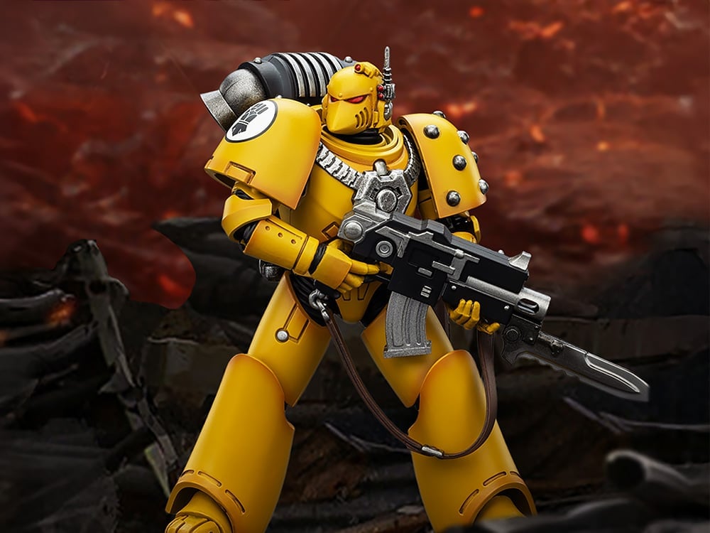 Warhammer: The Horus Heresy Imperial Fists MKVI Tactical Legionary 1/18 Scale Action Figure Gallery Image 1
