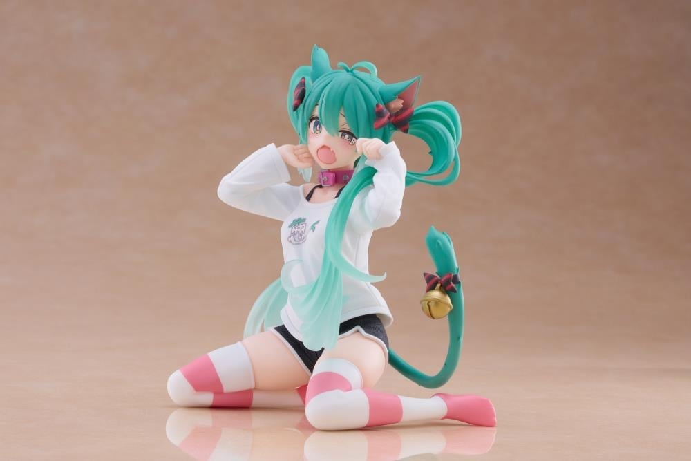 Vocaloid Desktop Cute Hatsune Miku (Nekomimi T-Shirt Ver.) Figure