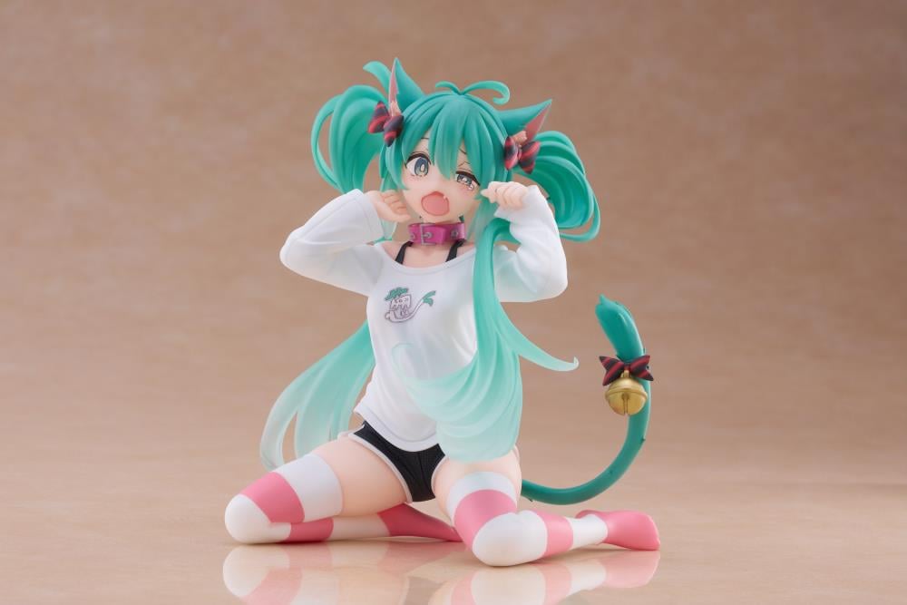 Vocaloid Desktop Cute Hatsune Miku (Nekomimi T-Shirt Ver.) Figure