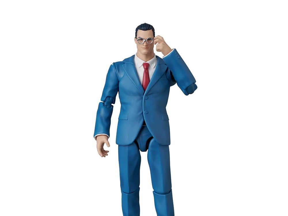 Batman: Hush MAFEX No.300 Clark Kent Action Figure Gallery Image 1