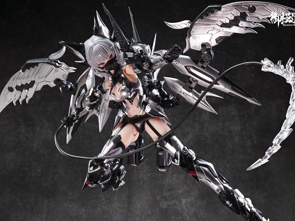 A.T.K. Girl Vampire Camilla (Phantom Silver Blond Enchantress) 1/12 Scale Model Kit Gallery Image 1